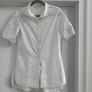 Chic White dress  with Eyelet Sleeves